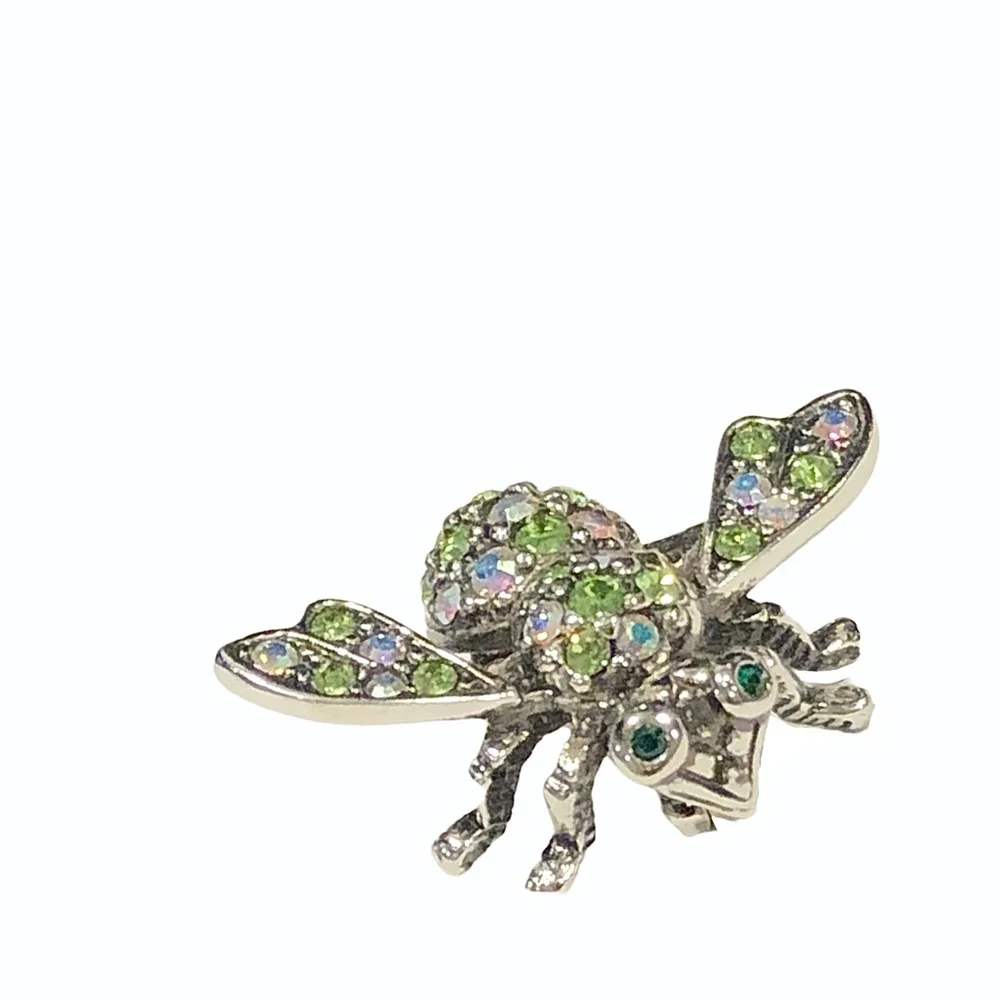 JOAN RIVERS CLEAR AURORA BOREALIS & GREEN CRYSTALS SILVER TONE BUMBLEBEE BROOCH